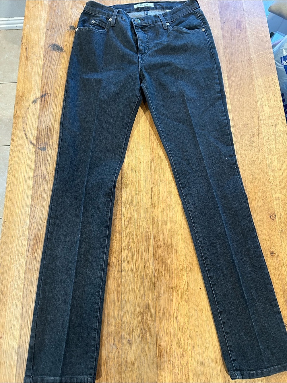 Women's Dark Gray Stretch Slim Jeans